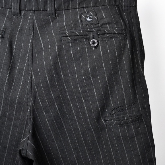 O'NEILL Men's Pinstripe Classic Walk Skater Shorts - Picture 7 of 8